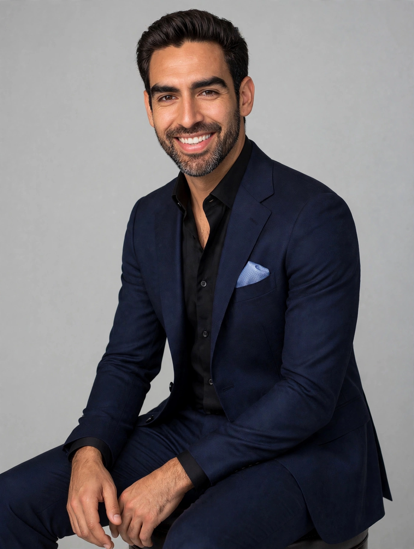 Ricardo Benavente III — casual portrait, jacket and black shirt